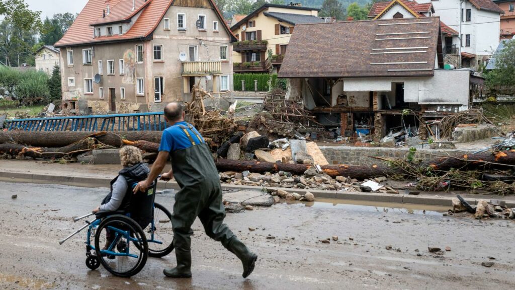 Hochwasser aktuell: Zahl der Toten steigt auf mindestens 16 Menschen