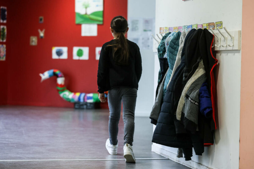 Enfant violentée à Paris : la garde à vue de l’institutrice levée