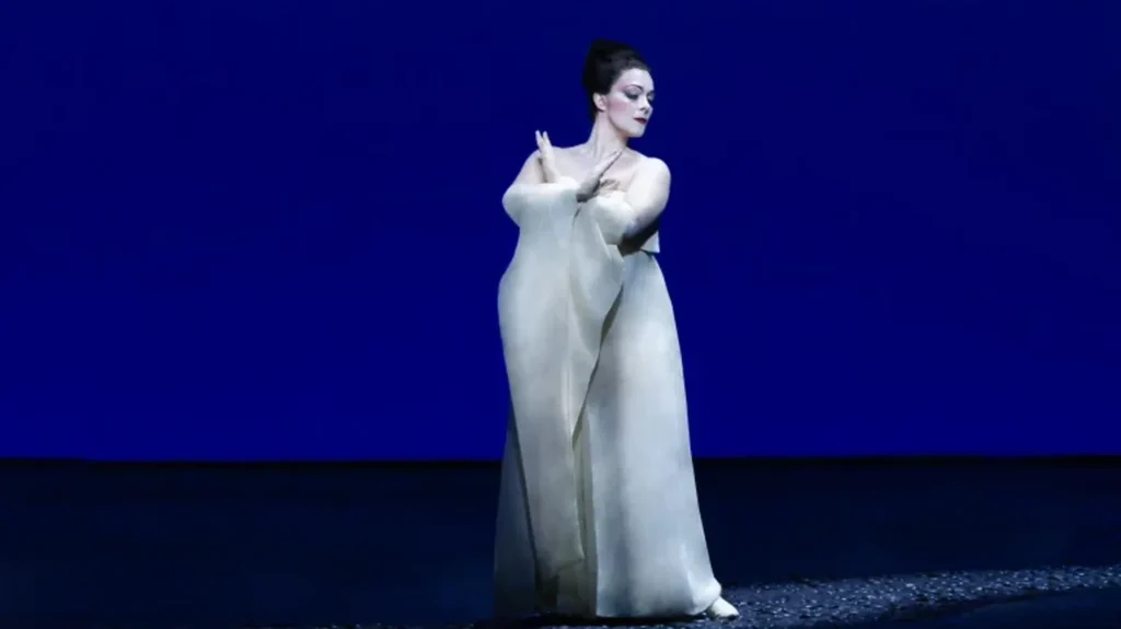 "Madame Butterfly" à l'Opéra Bastille : Eleonora Buratto impressionne en geisha amoureuse