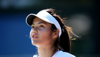 Emma Raducanu edges past Peyton Stearns to progress at Korea Open