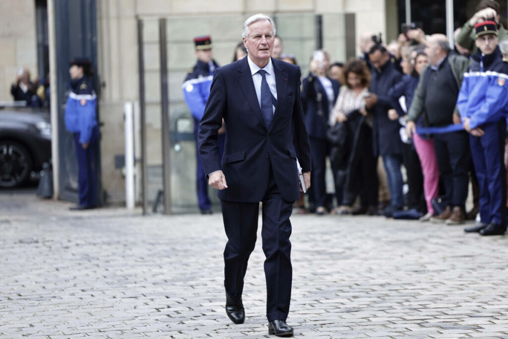 « Indépendance », « coexistence exigeante »… Quelle est la vraie marge de manœuvre de Michel Barnier ?