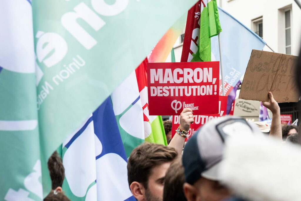 Destitution de Macron : pourquoi la procédure peut renforcer le président