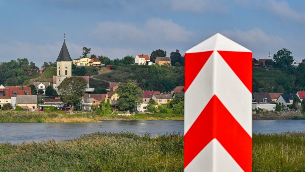 Hochwasser: Brandenburg stellt sich auf mögliches Hochwasser ein