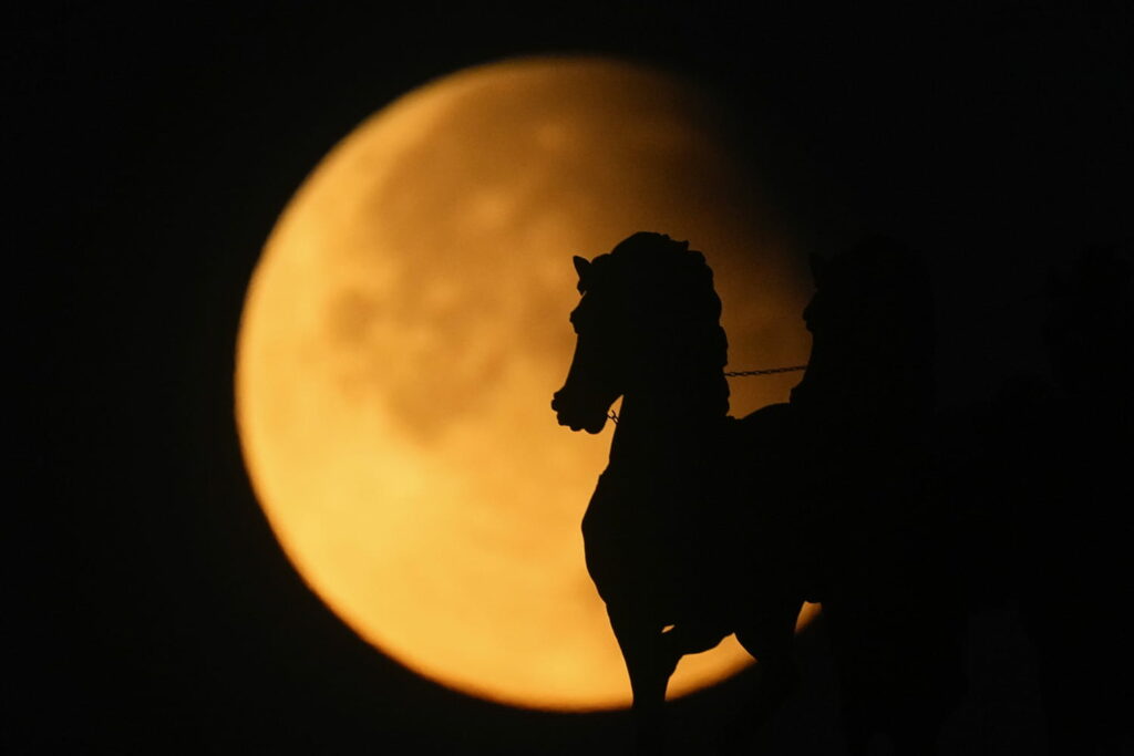 Éclipse lunaire : le spectacle en vidéo, à quelle date tombe la prochaine ?