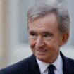 Quand Bernard Arnault tente d’interdire aux équipes de LVMH de parler à certains médias