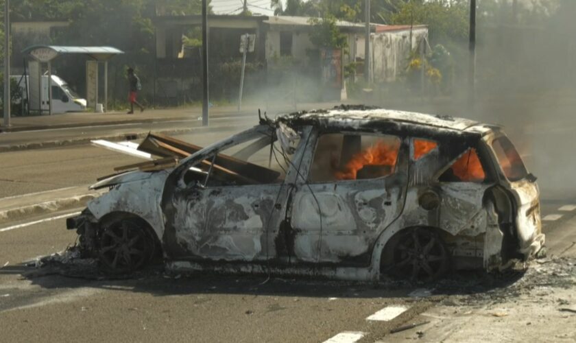 En Martinique, les commerçants de Fort-de-France appelés à fermer leurs établissements