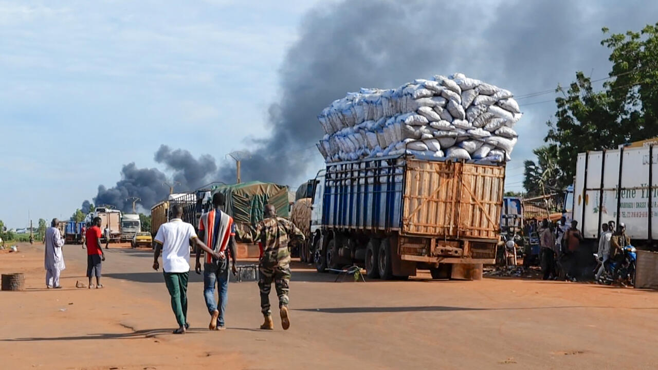 Double attaque d'Al-Qaïda à Bamako : le Mali face aux limites de sa stratégie sécuritaire