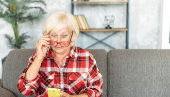 Les femmes "ne toucheront plus leur retraite" pendant plusieurs mois, voici pourquoi