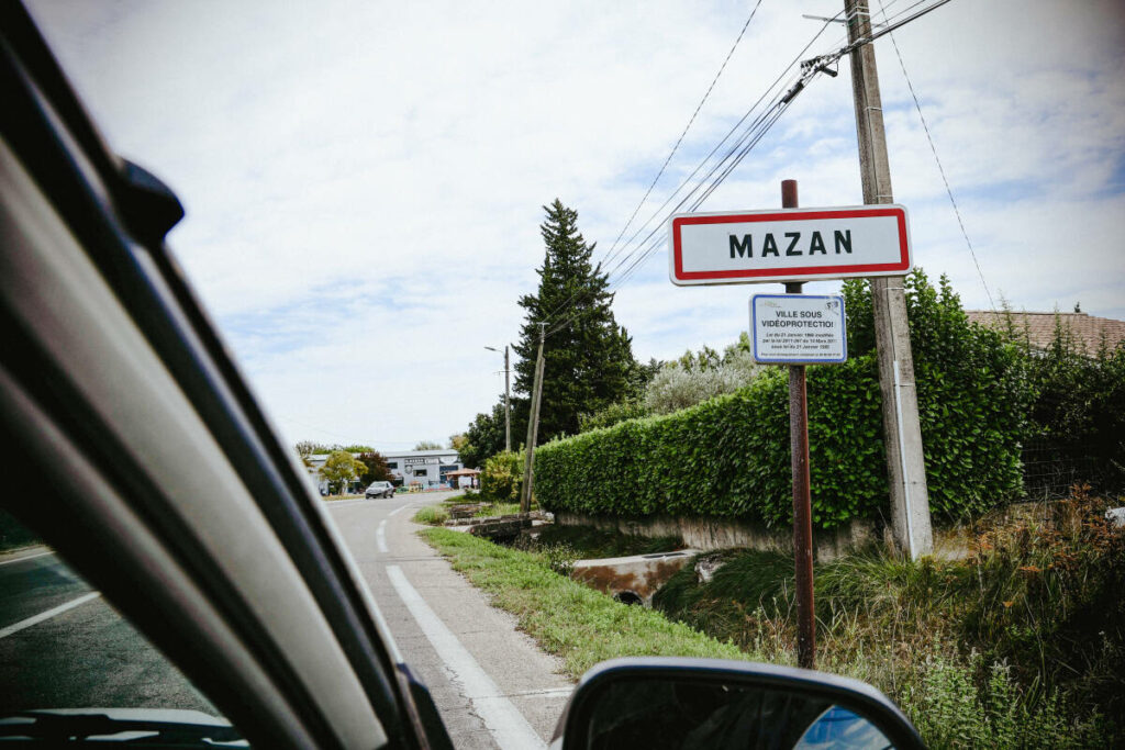 Viols de Mazan : « Ça aurait pu être plus grave », le maire de la commune s’excuse après ses propos controversés