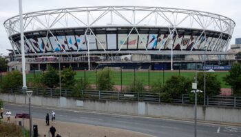 West Ham vs Chelsea LIVE: Premier League team news and line-ups from London Stadium