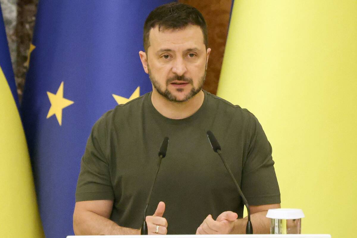 Selon Zelensky, l’Ukraine attend encore le feu vert pour lancer des missiles longue portée en Russie