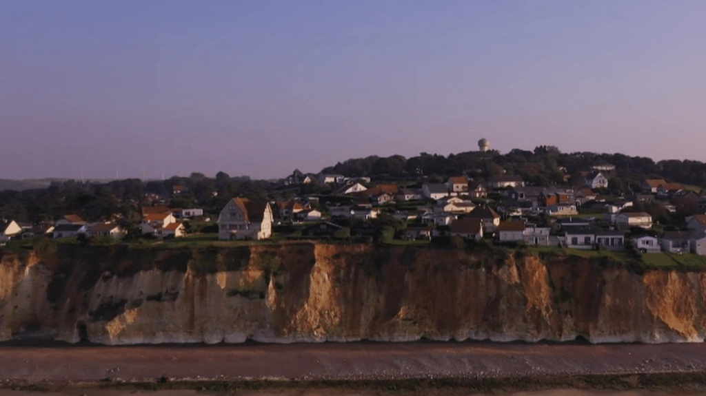 Érosion du littoral : en Normandie, un camping déménagé avant d'être englouti