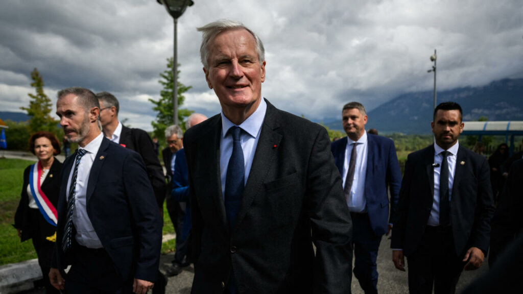 Gouvernement Barnier : l’alliance de la macronie et de la Manif pour tous