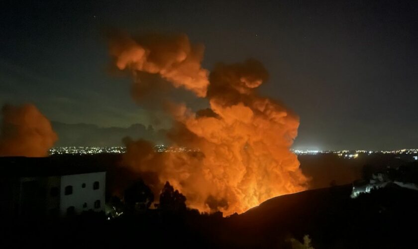 DIRECT. Guerre au Proche-Orient : Israël annonce bombarder des cibles du Hezbollah au Liban, après près de 115 tirs de roquettes vers son territoire