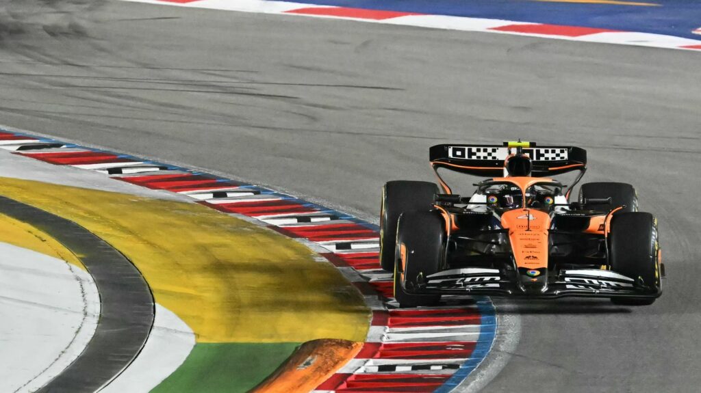 F1 : Lando Norris largement en tête devant Max Verstappen... Suivez le Grand Prix de Singapour