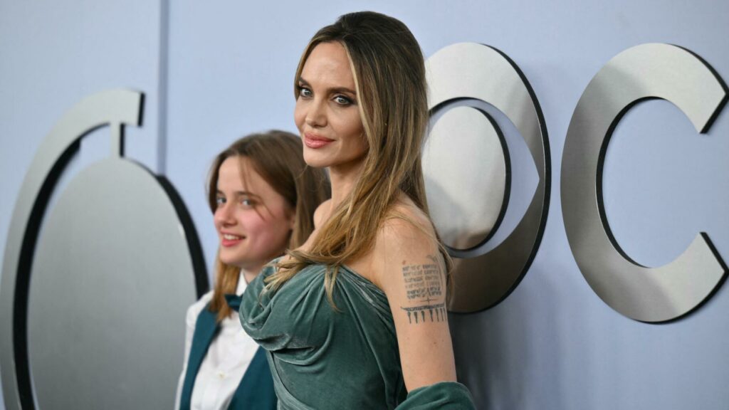 Angelina Jolie et sa fille Vivienne ont un tatouage en commun, voici ce qu’il signifie