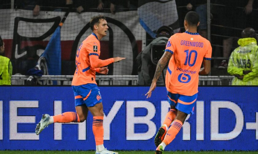 Ligue 1 : les Marseillais renversent l'OL dans les dernières secondes malgré leur infériorité numérique