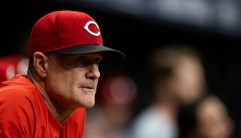 Reds fire David Bell with 5 games left in regular season