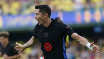 Robert Lewandowski and Raphinha bag braces as Barcelona blow away Villarreal