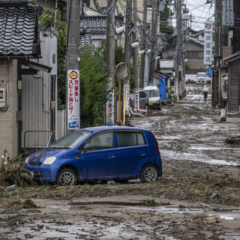 Inondations et pluies diluviennes font plusieurs morts dans le centre du Japon