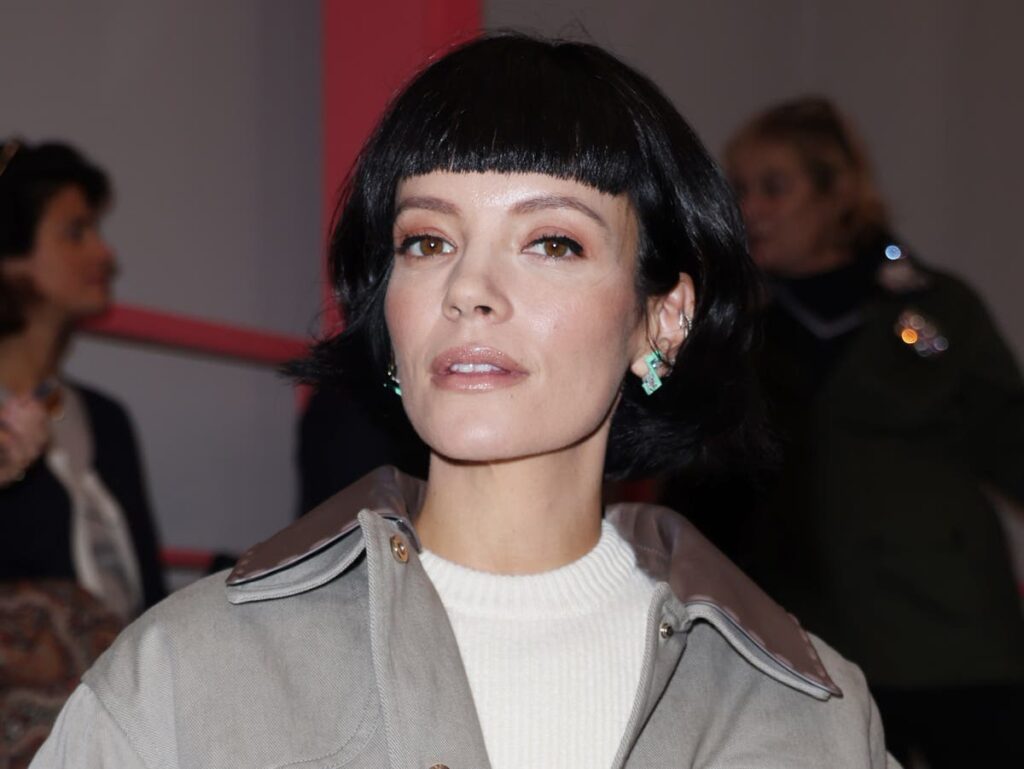 Lily Allen makes emotional confession about ‘self-hatred’