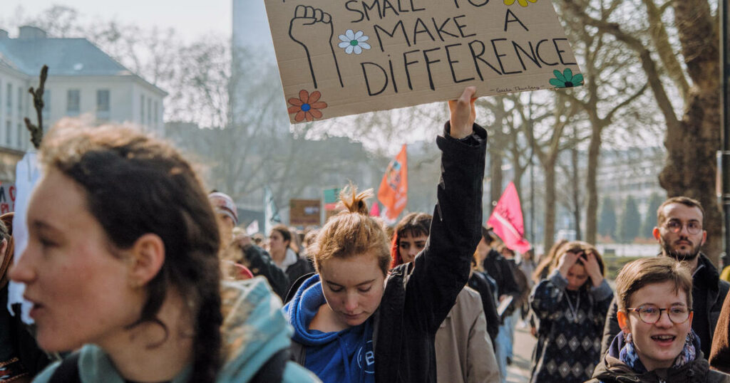 La jeunesse n’attend plus qu’on lui donne la parole, elle la prend