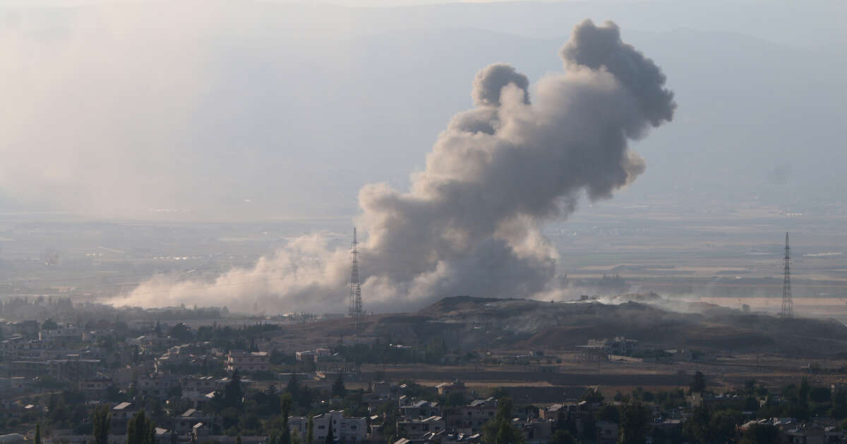 “C’est la guerre” : Israël intensifie ses frappes au Liban