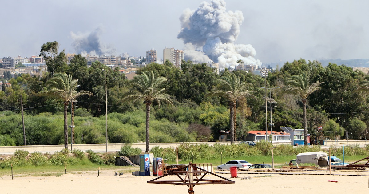 L'armée israélienne a indiqué avoir ciblé lundi plus de 300 sites du Hezbollah au Liban, où le mouvement islamiste tire des roquettes sur le territoire israélien.