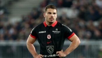 Rugby : Antoine Dupont de nouveau élu meilleur joueur du Top 14 et meilleur international français