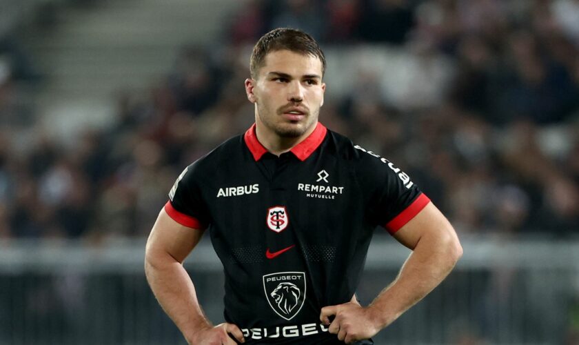 Rugby : Antoine Dupont de nouveau élu meilleur joueur du Top 14 et meilleur international français