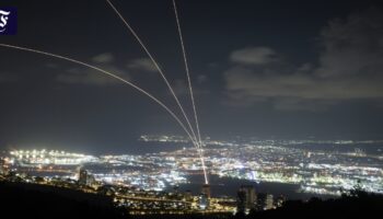 Liveblog zum Krieg in Nahost: Hizbullah feuert neue Raketen auf Israel ab