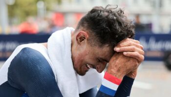 Mondiaux de paracyclisme : le Français Florian Bouziani s'offre la médaille d'or sur le chrono en C3, Alexandre Léauté se contente de l'argent en C2