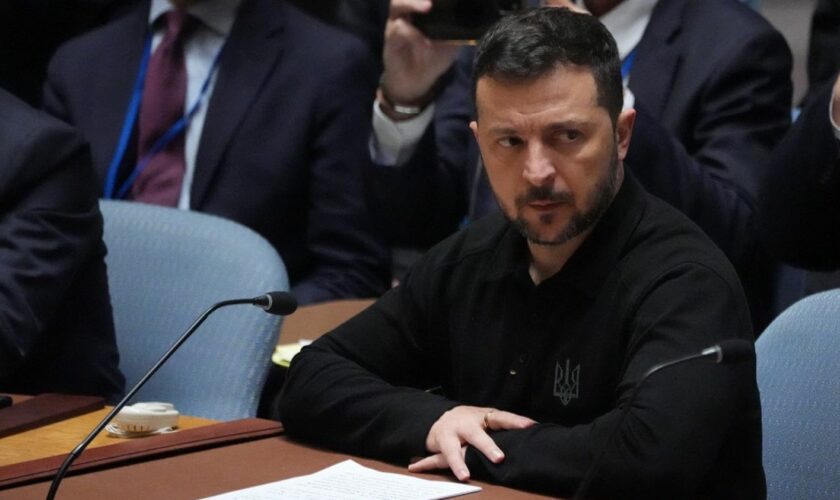 Guerre en Ukraine : face à l'ONU, Volodymyr Zelensky appelle à "contraindre la Russie à la paix"