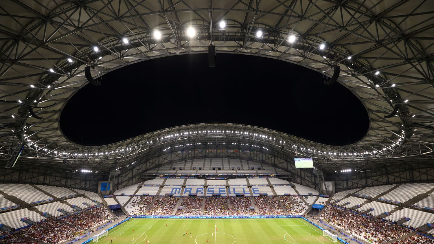 Ligue des champions : Marseille veut accueillir la finale de 2027 au stade Vélodrome, l'UEFA l'ayant retirée à Milan