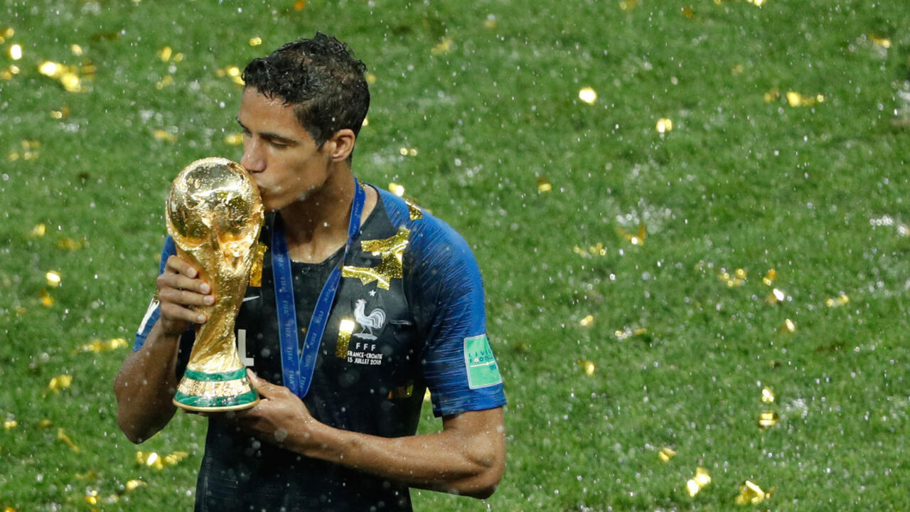 Football : le champion du monde 2018 Raphaël Varane "raccroche les crampons"