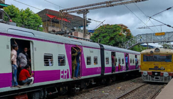 Infections, fausses couches : en Inde, les femmes conductrices de train veulent jeter l’éponge