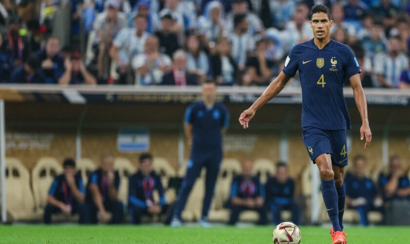 Foot : Ligues des champions, titre mondial, blessures... La carrière de Raphaël Varane en cinq moments marquants