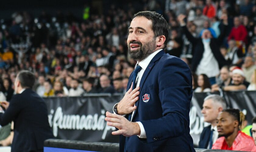 Basket : Frédéric Fauthoux succède à Vincent Collet au poste de sélectionneur de l'équipe de France