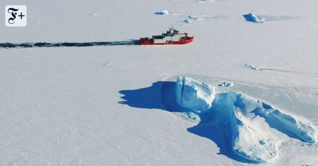 Handelswege nach Asien: Die NATO rüstet ihre Eisbrecherflotte für die Arktis auf