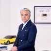 Luca de Meo, directeur général de Renault, dans son bureau du bâtiment X, à Boulogne-Billancourt