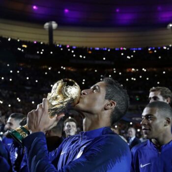 5 choses à savoir sur Raphaël Varane, défenseur aux multiples trophées désormais retraité