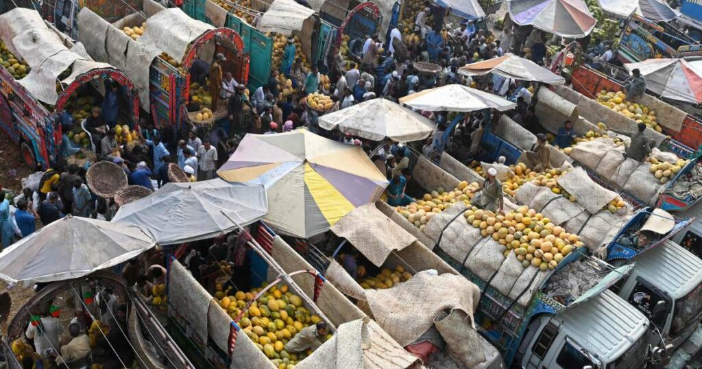 Au bord du gouffre, le Pakistan bénéficie d’un nouveau plan de sauvetage du FMI