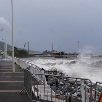 Météo France place la Guadeloupe en vigilance rouge «fortes pluies et orages»