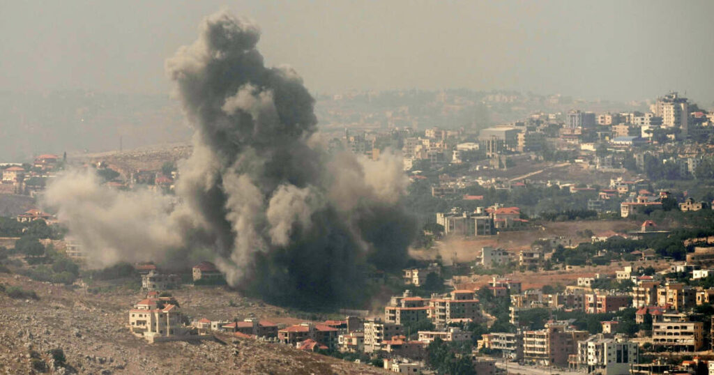 En direct - Proche-Orient : Israël combattra le Hezbollah « jusqu’à la victoire », Macron refuse que le Liban « devienne un nouveau Gaza »