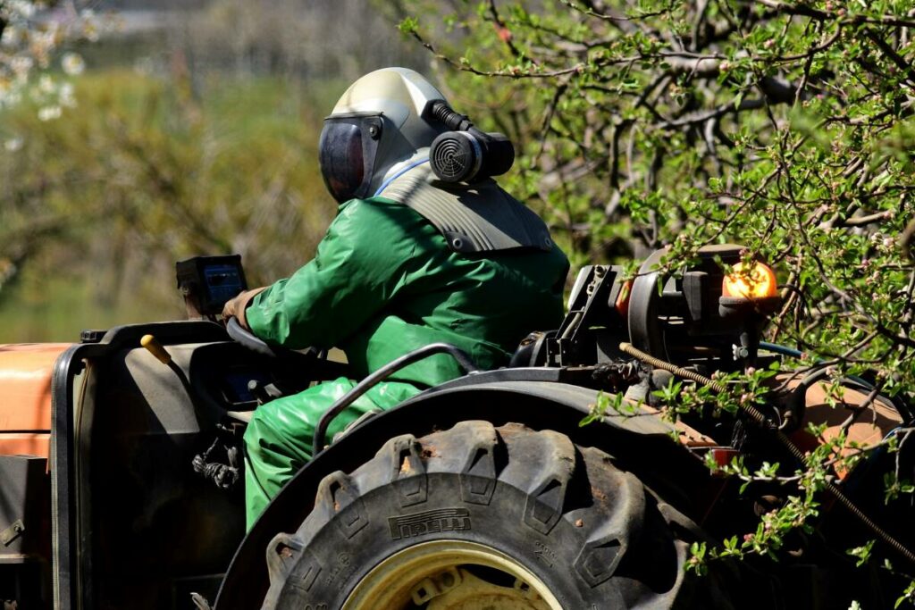 Des centaines de personnes « gênantes pour l’industrie agrochimique » fichées, révèlent des médias