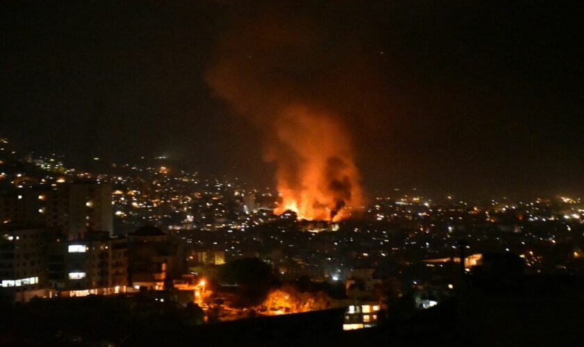 Guerre au Proche-Orient : Israël poursuit ses frappes au Liban et affirme avoir tué plusieurs commandants du Hezbollah