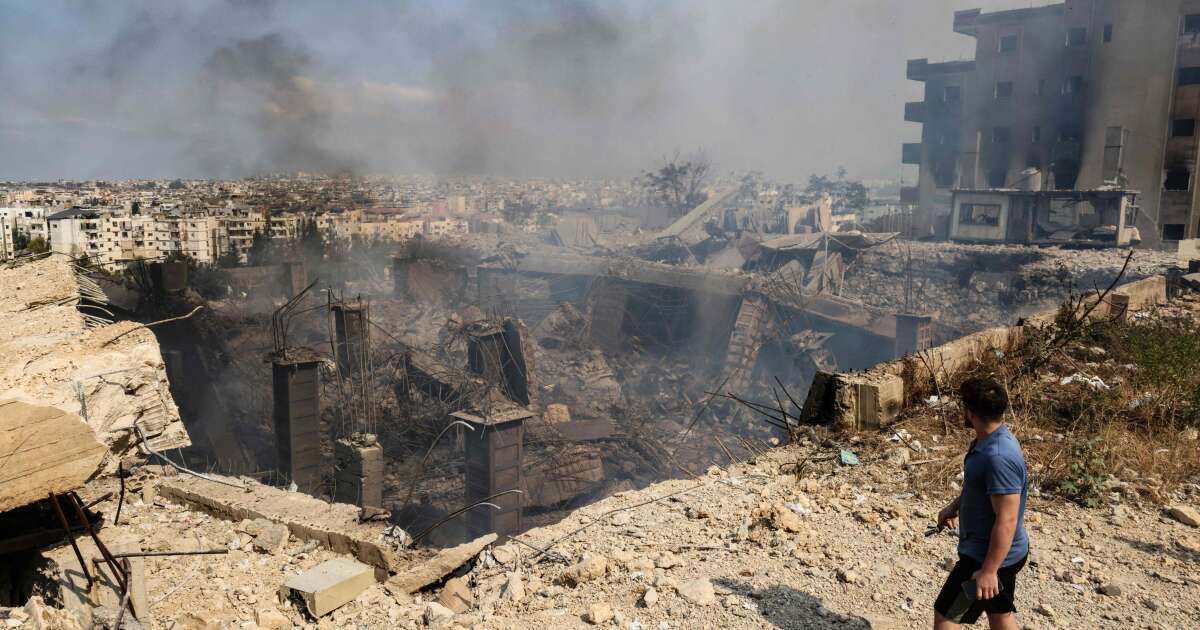 “Cette guerre doit se terminer” : à Beyrouth, le désespoir et la lassitude des réfugiés de la banlieue sud