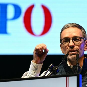 Herbert Kickl, président et candidat du Parti autrichien de la liberté (FPÖ, lors d'un meeting électoral à Vienne, le 27 septembre 2024