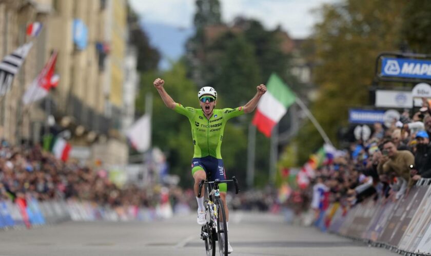 Straßenrad-Weltmeisterschaft: Tadej Pogačar gewinnt Straßenrad-WM