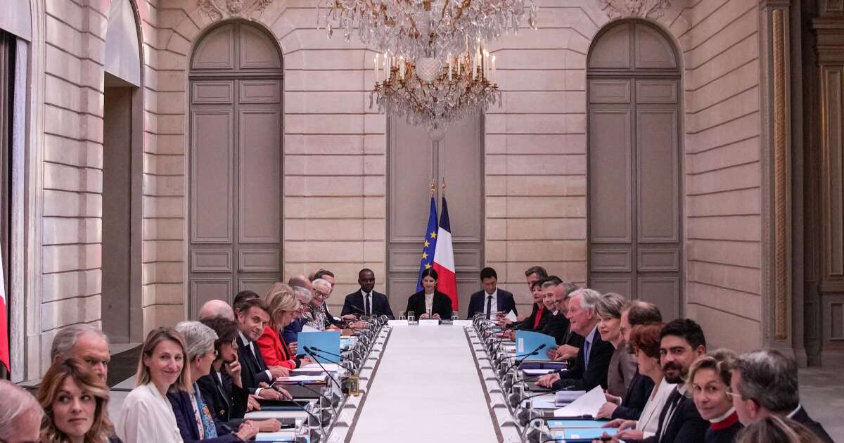 Dégradation des comptes publics : comment la France en est-elle arrivé là ?